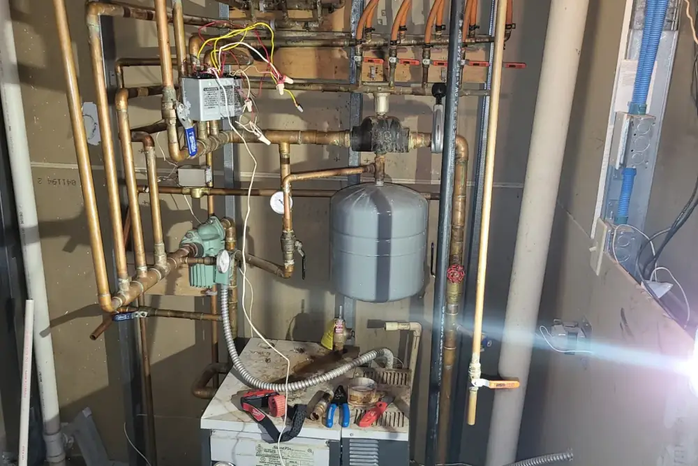 Boiler not heating reasons and fixes - Picture of a boiler