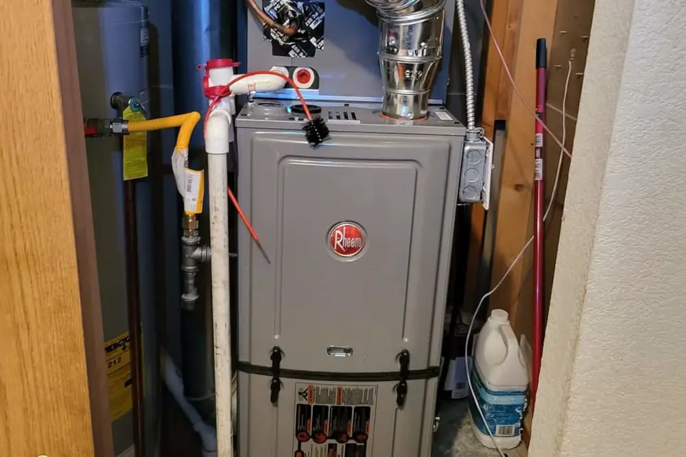 What Freezing Temps Mean for Your Home's Heat: Winter in Pueblo - Picture of a Rheem furnace